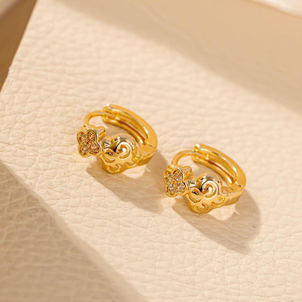 European & American Style Four-Leaf Clover Non-Piercing Stud Ear Clips