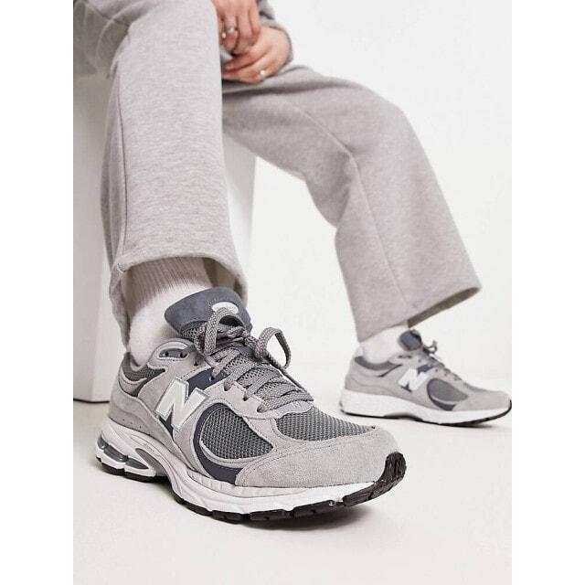 

Серые многоцветные кроссовки New Balance 2002