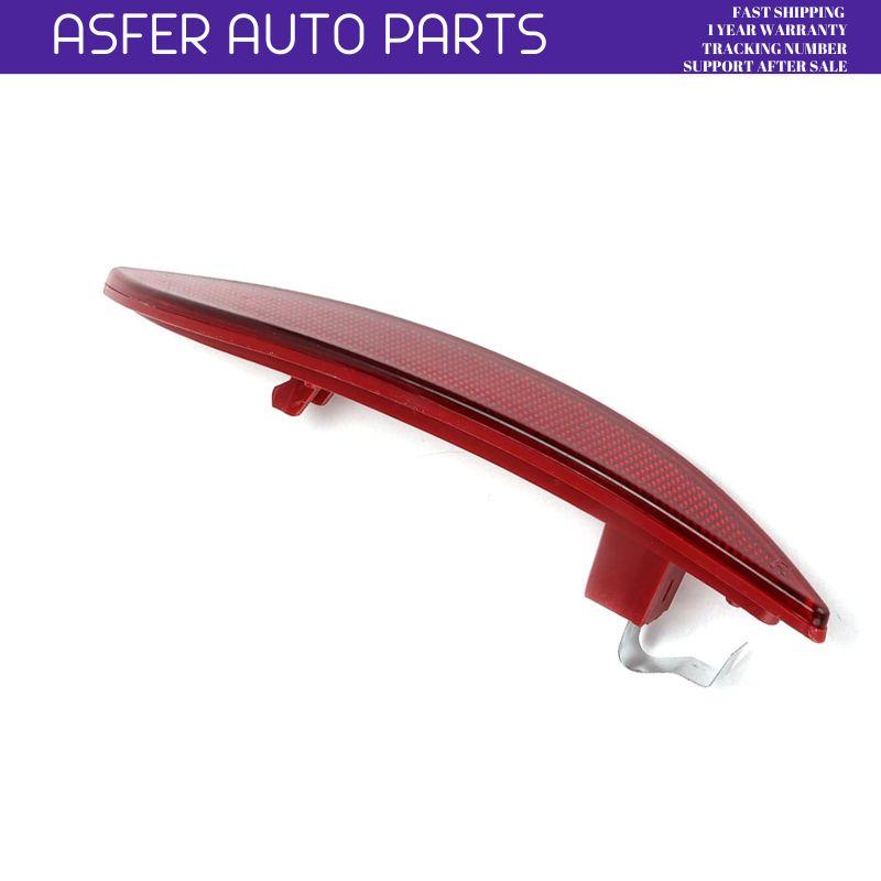 Rear reflector right for Fluence Megane Mk3 HB 2009-2016 OEM 265600004R