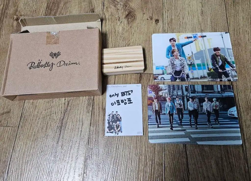 [USED] BTS (Bangtan Boys) Butterfly Acrylic Stand