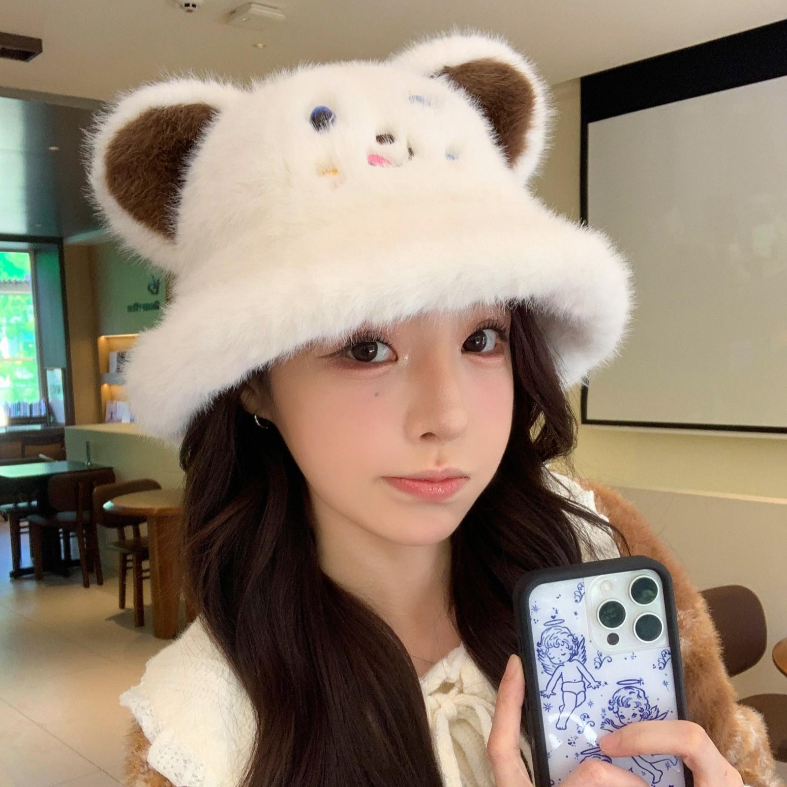 

Женская милая плюшевая панама с медвежьими ушками, теплая осенне-зимняя шапка-бини с защитой ушей, большой окружности головы. белый