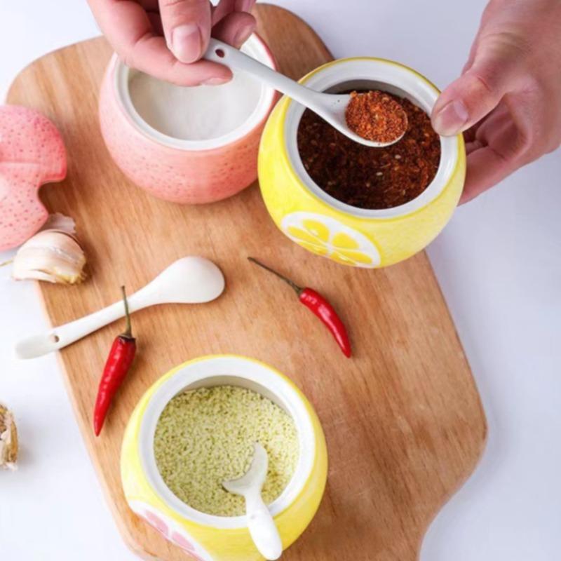 Creative Cartoon Fruit Ceramic Seasoning Jar Korean Hand-painted Salt Pepper Shaker Sugar MSG Bottle Household Kitchen Supplies