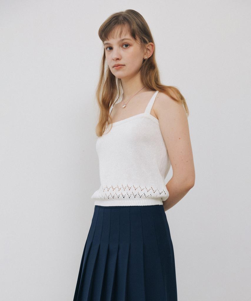Tudument Punching Sleeveless Knit Top Ivory