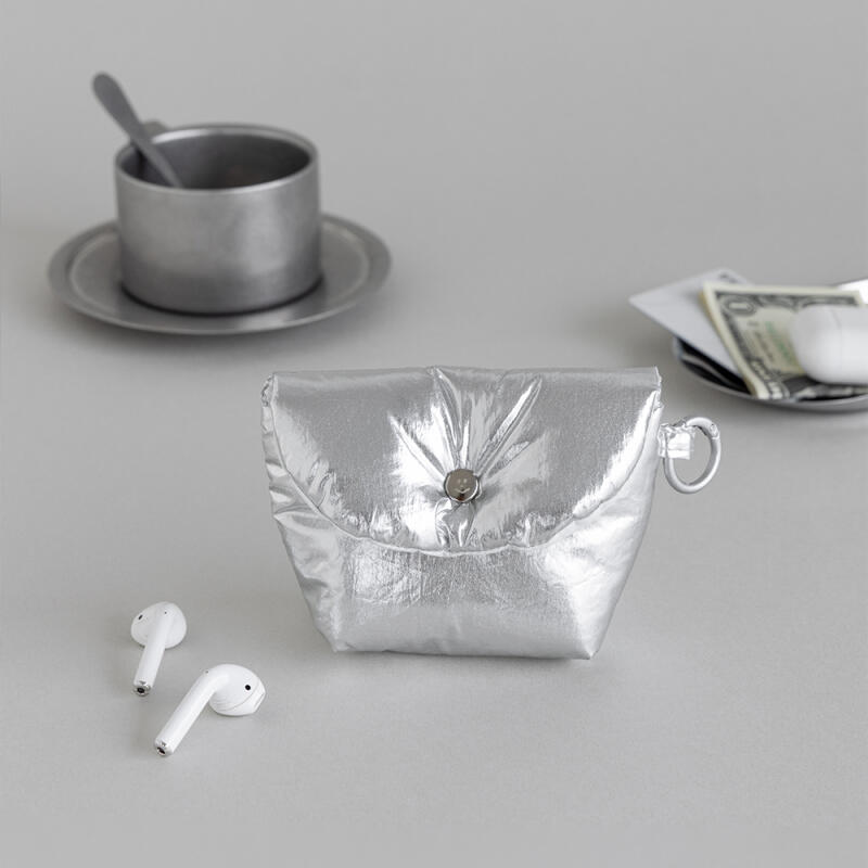 

Momo s Marshmallow Card Wallet Silver Silver