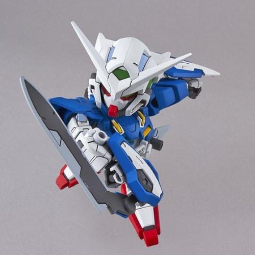 SD Gundam EX Standard 003 "Mobile Suit Gundam 00" Gundam Exia color-coded plastic model