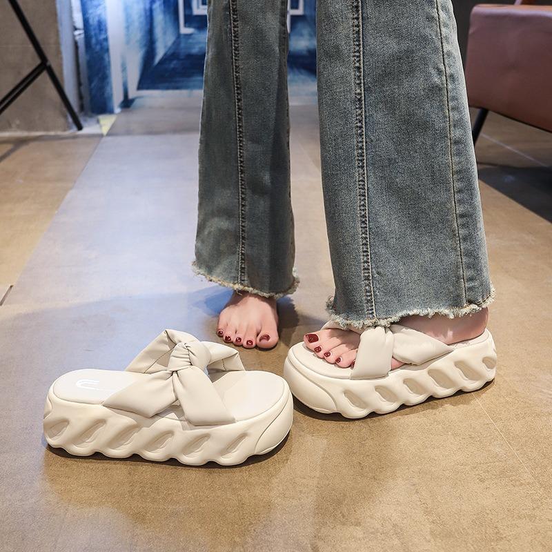 Summer wear high-end cool slippers women's new thick-soled heightening skirt muffin-soled sandals
