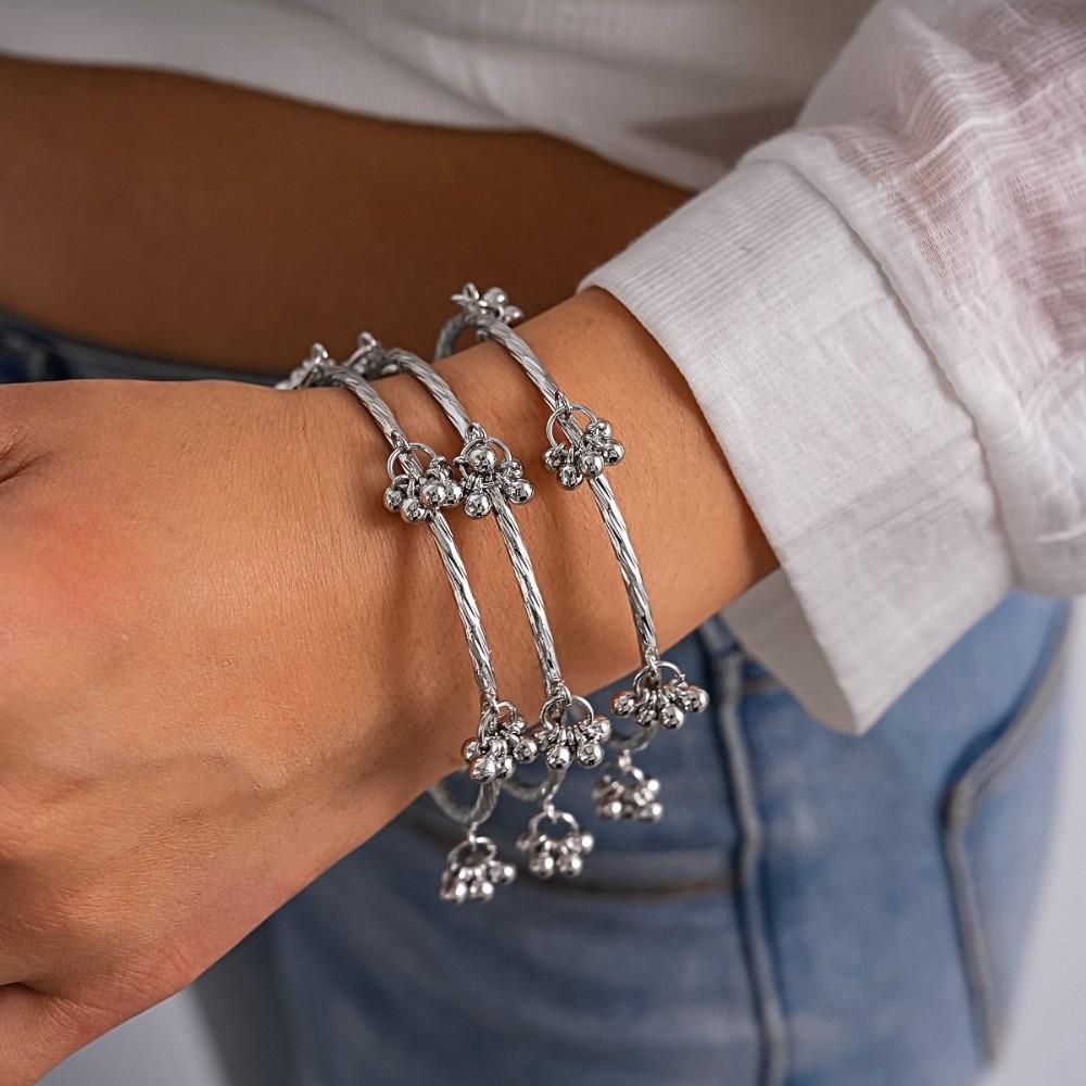 3 Pcs/set Metal Twisted Bangle Bracelet Tiny Bead Bell Boho Bangle Set Punk Accessories