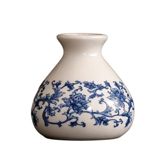 Small Blue and White Porcelains Vase, Mini Chinoiserie Bud Vase, Vintage Ceramic Oriental Handmade Chinese Flower Jardiniere for Home Office Shelf