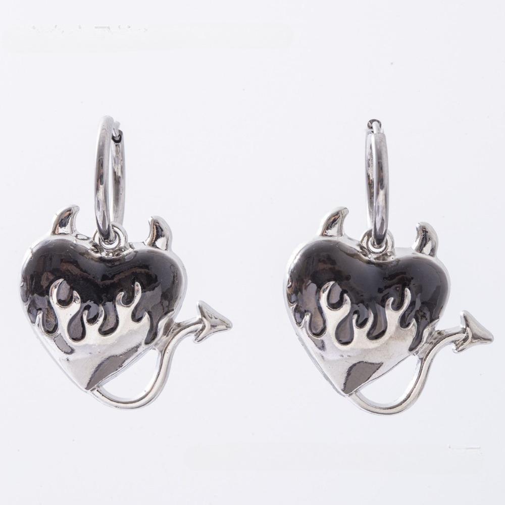 Gothic Personality Silver Color Stainless Steel Red Drip Glaze Heart-shaped Flame Arrow Tail Dangle Earrings for Women Jewelry