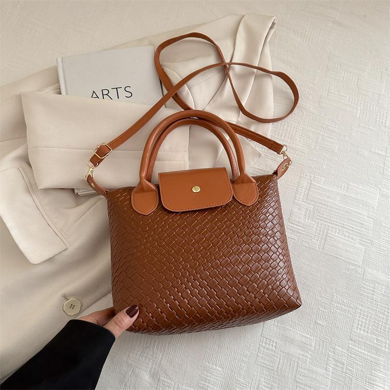 

Large capacity fashion casual bag 2025 spring and summer new versatile shoulder messenger bag tote bag tide коричневий