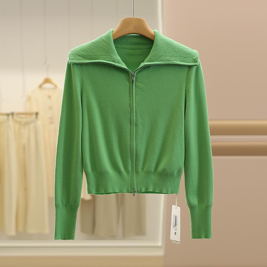 

Вязаный свитер Inafu из мериносовой шерсти с лацканами на осень 2025 года S зелёный