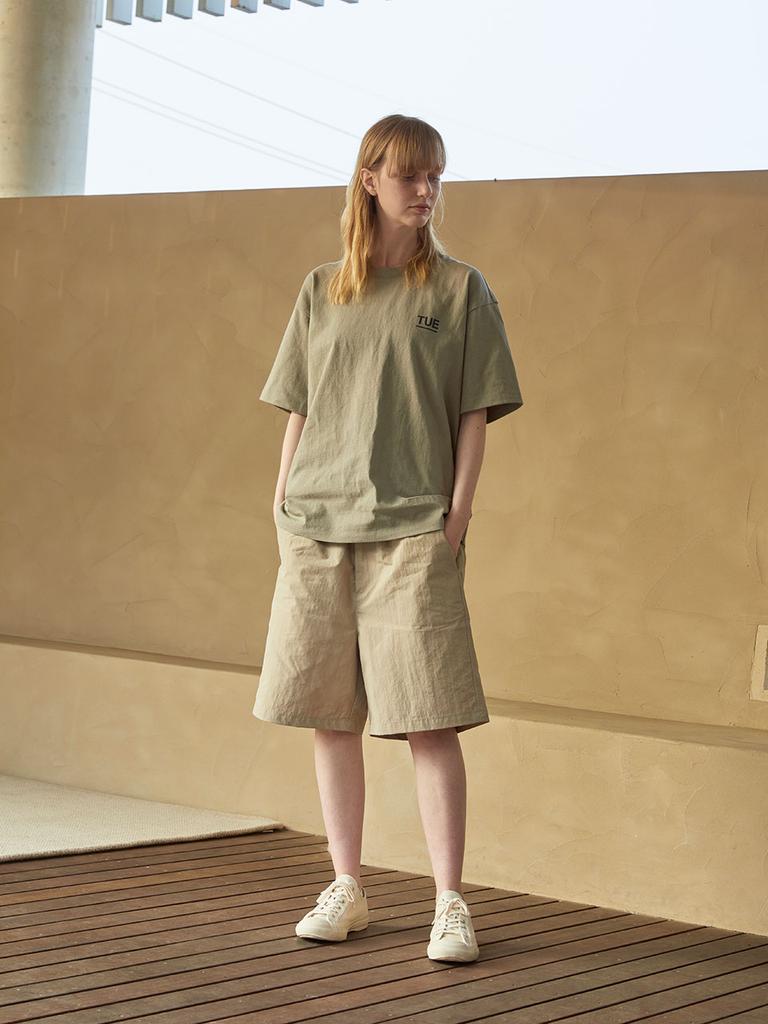 SEVEN FIGURES Essential Easy Half Pants Be