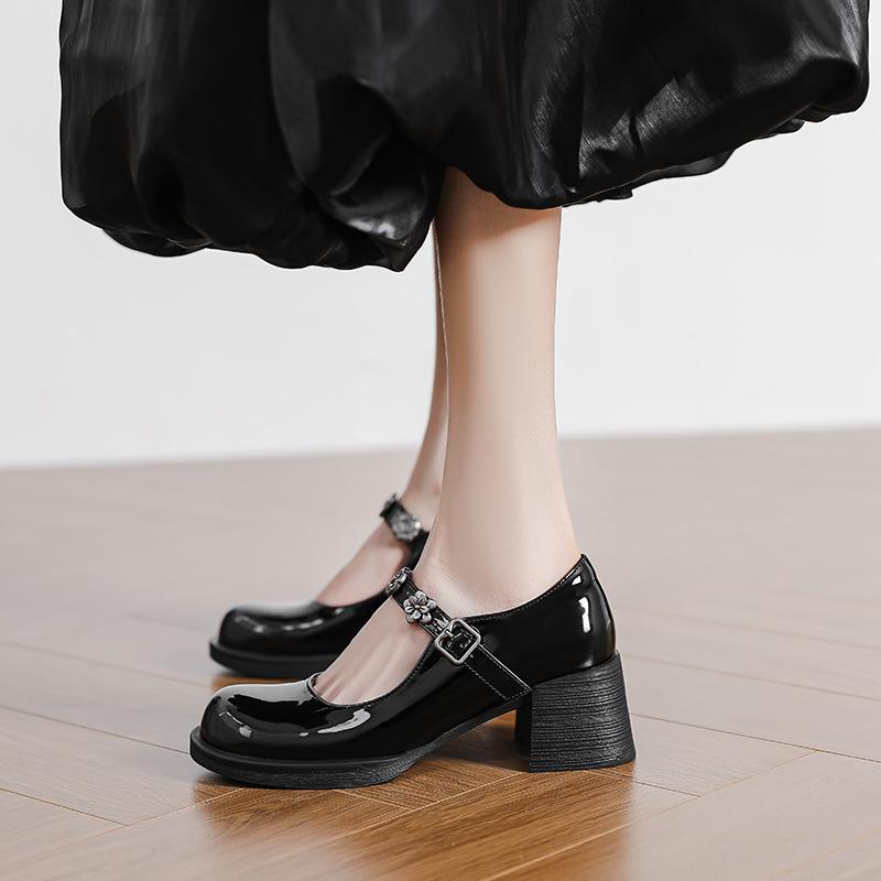 French retro round head bright patent leather single shoes women's versatile black light mouth temperament thick heel with Mary Jane shoes