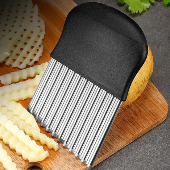 2Pcs Stainless Steel Crinkle Cutter for Potatoes Wave Blade Knife for Curly Fries Vegetable Chips Ergonomic Essential Kitchen Tool for French Fries