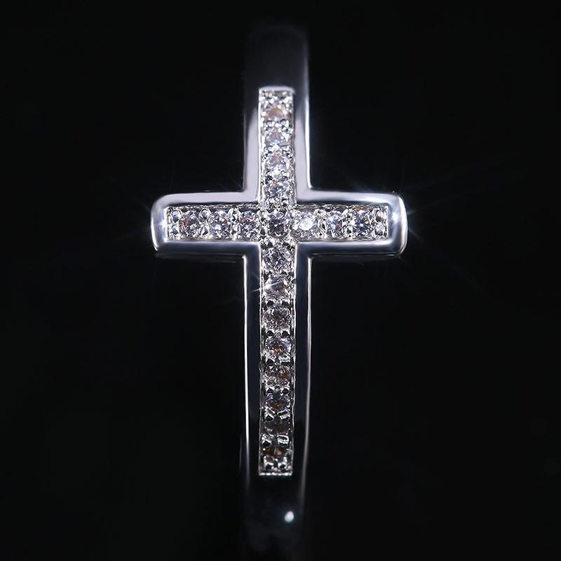 Huitan Simple Cross Women Finger Ring Inlaid Shine CZ Stone Daily Wear Fashion Rings Anniversary Girl Gift Versatile Jewelry Hot