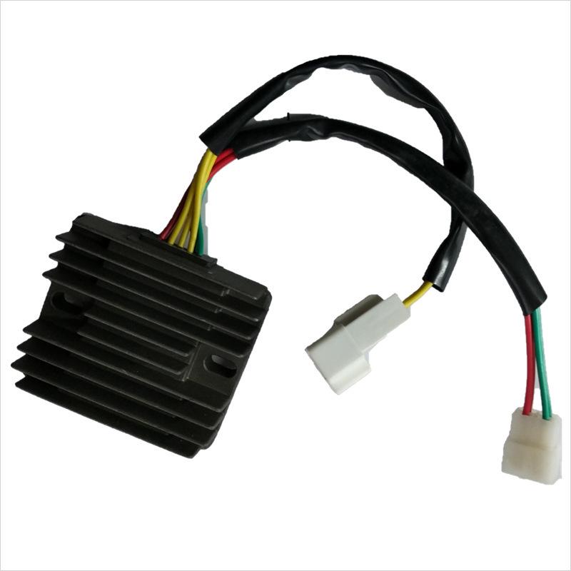 For HONDA CBR900 SC44 SH678C-13 31600-MCJ-641 2003.