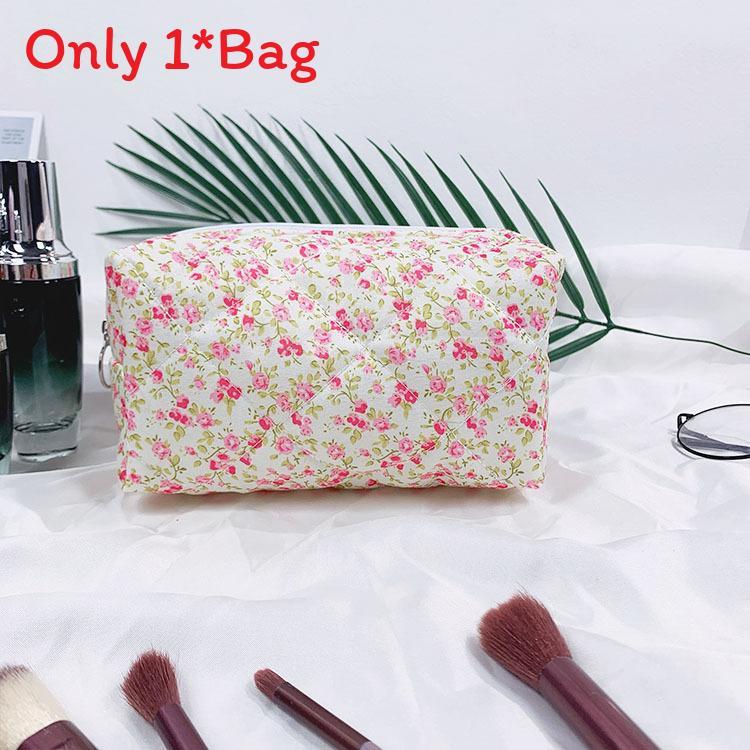 Cotton Floral Makeup Bag With Breathable Design For Daily Use