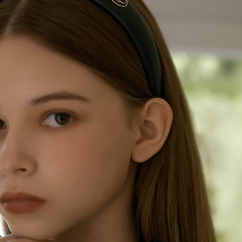 

АНОЭТИЧЕСКАЯ ОБЪЕМНАЯ КОЖАНАЯ ПОВЯЗКА ДЛЯ ВОЛОС_ЧЕРНАЯ black