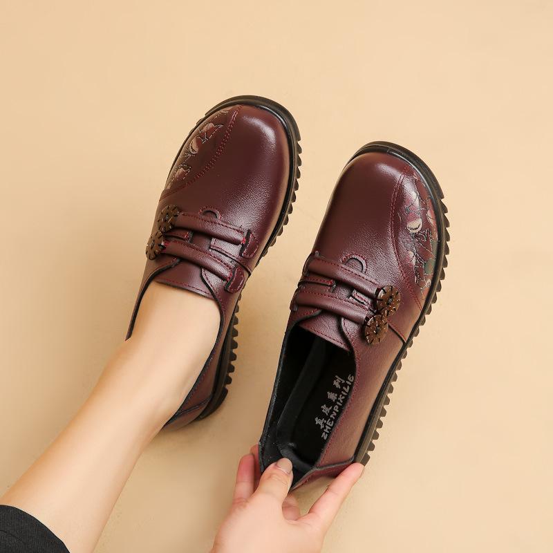 

Retro Mum Single Shoes Soft Bottom Comfortable Women s Shoes Ethnic Style Flat Bottom Round Head Thick-soled Slip on Loafers 41 червоний