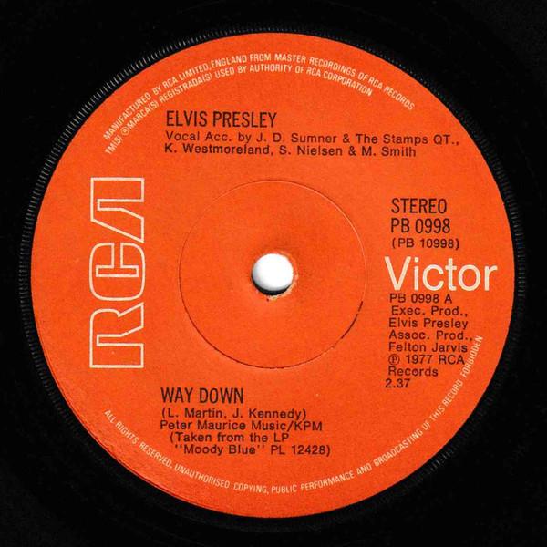

7inch Record ELVIS PRESLEY - Way Down PB0998 RCA Victor 1977 UK Pop Used