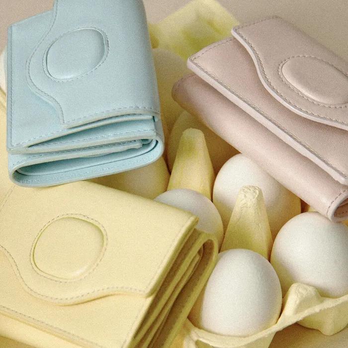 EGGSHELL MEDIUM WALLET_PASTEL BLUE