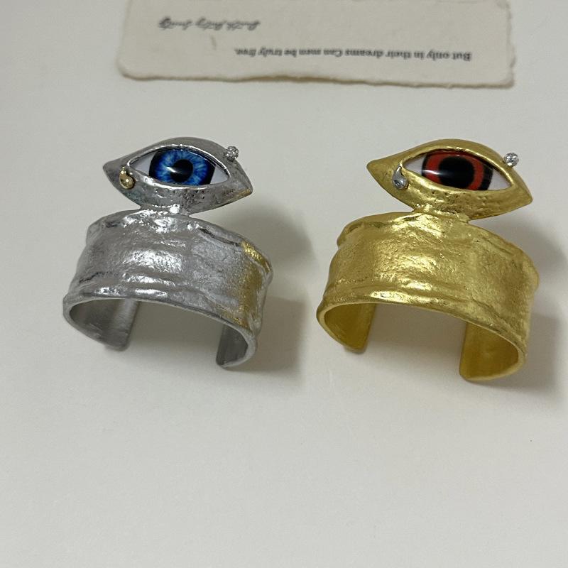 Vintage Personalized Metal Blue Eyes Cuff Bracelet For Women Fashion Jewelry Exaggerated Hand Open Bangles Accessories Gifts