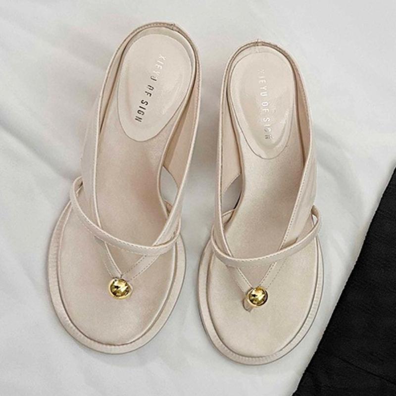 Fashion Luxury Metal Decoration Brand Slippers Women Fashion Cross Tied Kitten Heel Designer Shoes Comfortable Clip Toe Beach Flip Flops
