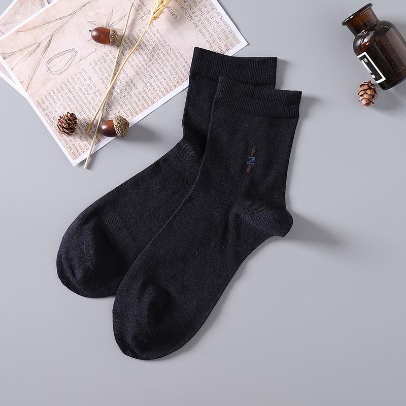 Men's Silk Socks for Healthy Foot Care - Ideal for Spring, Summer, and Autumn