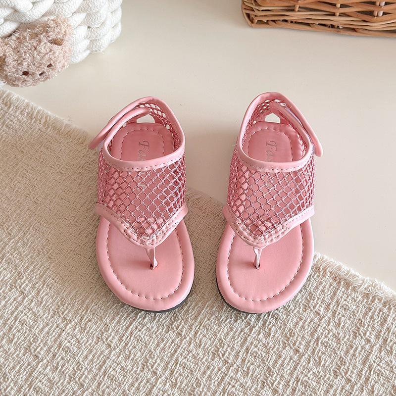 Children s Korean Woven Beach Sandals: Versatile Roman Style for Summer 2026, Toe Clip, Hollow Design for Girls. 27 розовый