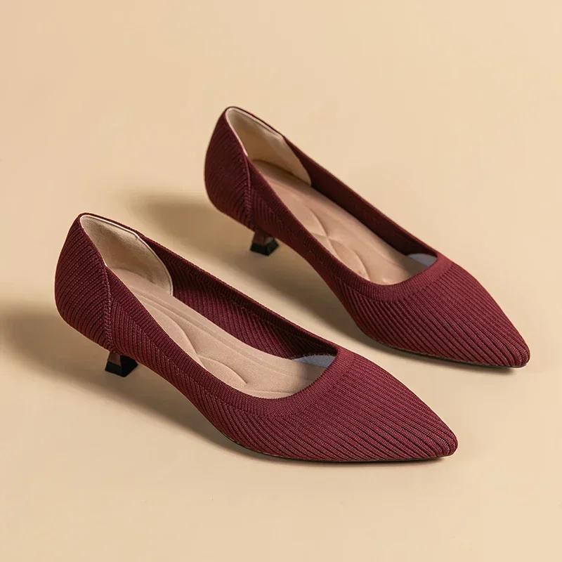 Fashion Women's Solid Color Flat Shoes Casual Fashion Breathable Non Slip Rubber Sole Pointed Non-Slip Comfortable Spring and Autumn