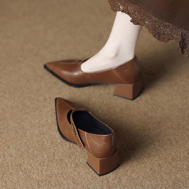 83656-5 Neue französische Einzelschuhe Frühling und Sommer Temperament flache Schuhe beliebt 2025 ausländische dicke Absätze Lederschuhe