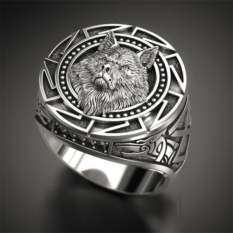 Vintage Relief Ancient Wolf Head Ring for Mens Viking Gothic Steampunk Hip Hop Carved Animals Pattern Party Jewelry