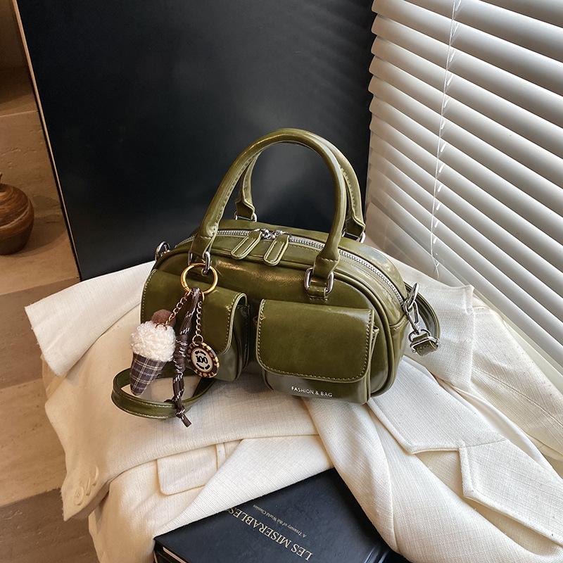 Small Bag Women's Autumn and Winter Retro New Niche Versatile Messenger Bag Premium Pillow Bag
