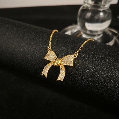 Magnetic Buckle Bow Necklace Women's Light Luxury Niche Design Sense Clavicle Chain Neck Chain Accessories