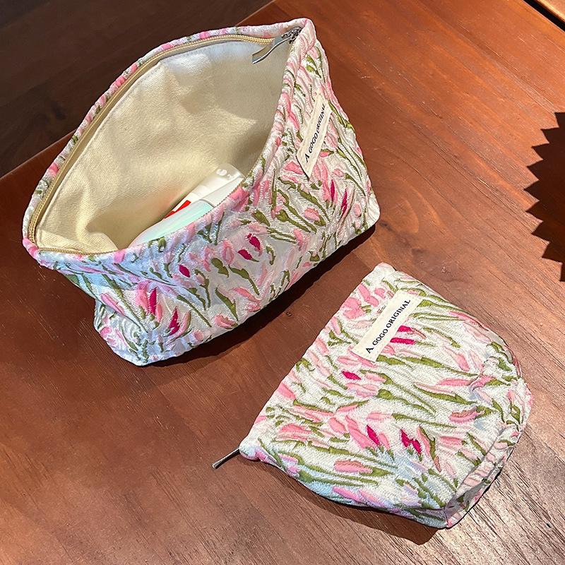 Kosmetiktasche mit großem Fassungsvermögen und rosa Tulpenmuster zur Aufbewahrung von Hautpflegeprodukten und Make-up