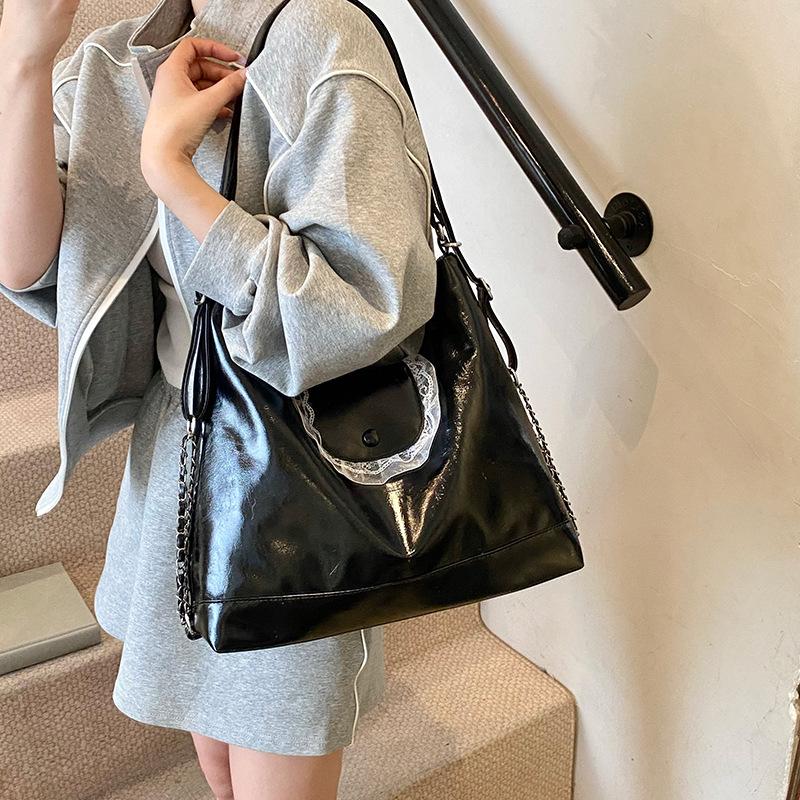 Large Capacity Women's Bag New Casual Versatile Fashion Handbag Commuter Backpack