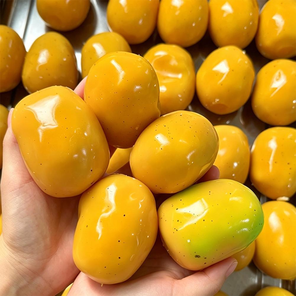 Color-Changing Mango Squeze Toy Squishy Slow Rising Home Decor Party Favors, Fruit Squishies Sensory Fidget Toys For Adults Kids