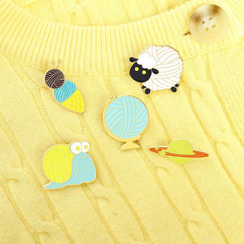 Vibrant Brooch Enamel Set Charming Cartoon Sheep And Snail Brooches For Lovers Fashion