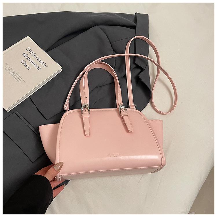 

Women s bag 2025 spring new fashion versatile high-end handbag simple niche underarm bag shoulder messenger bag