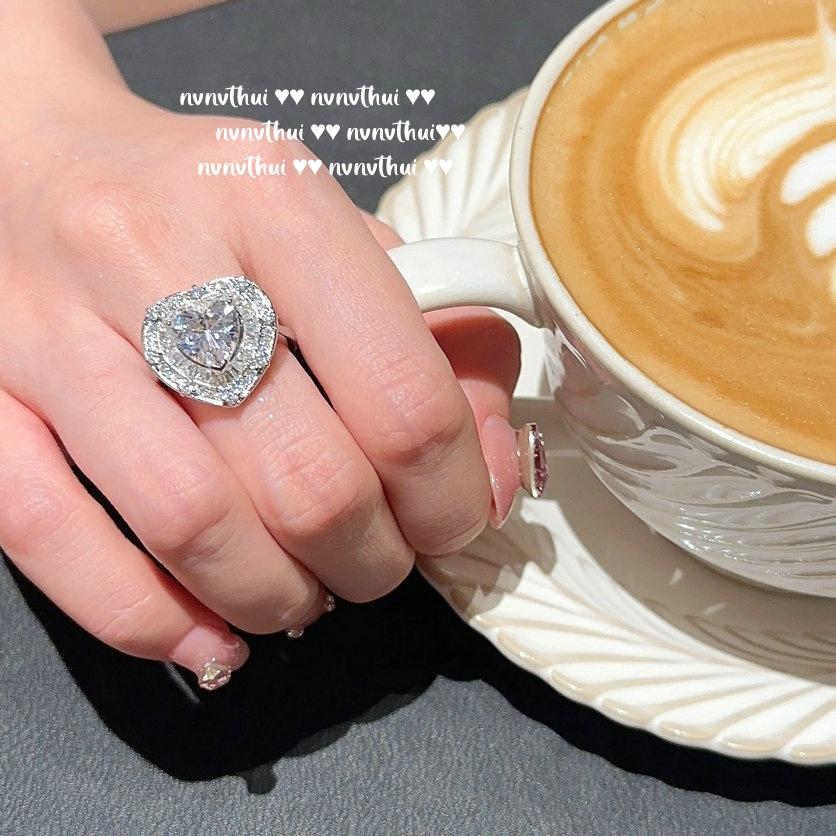 Papalacha Love Gemstone Pearl Necklace, Watery, 18K Gold-Plated Large Carat Love Zircon Ring.