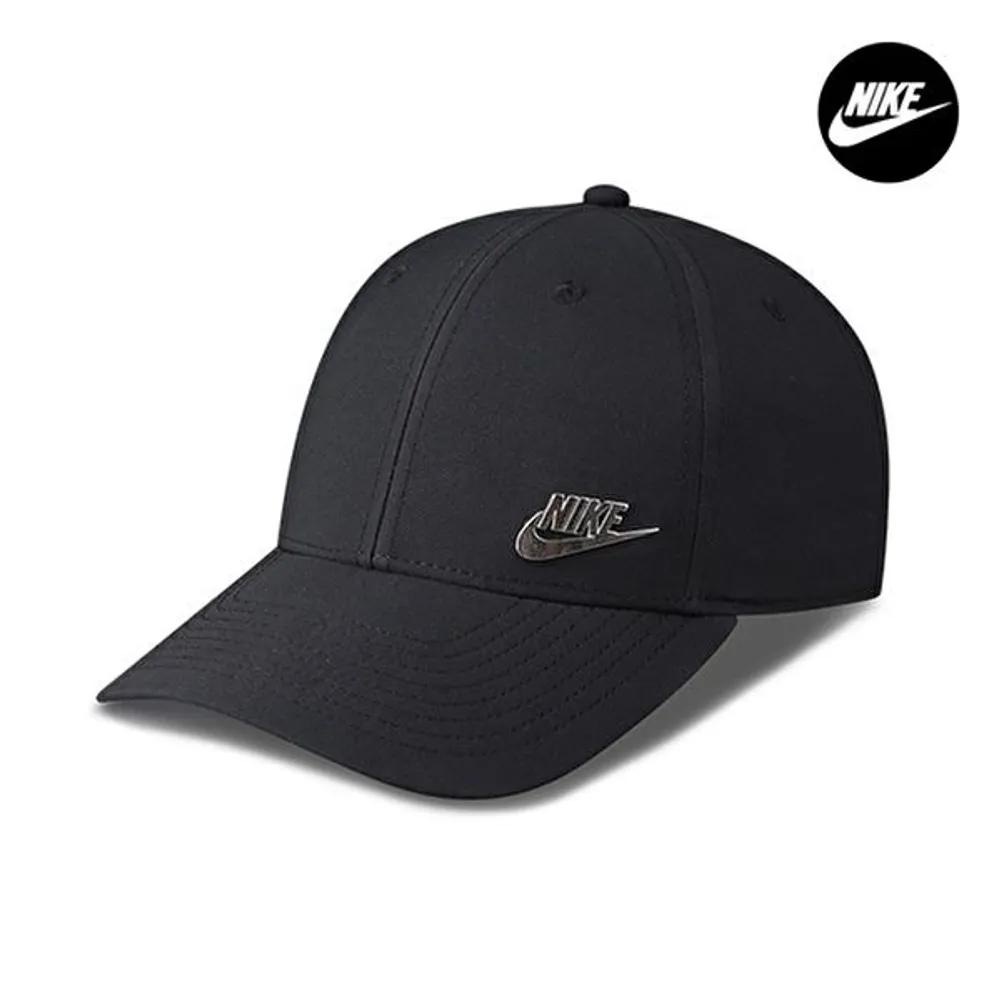 

Nike Dri-FIT Club Structure Metal Futura Men s & Women s Baseball Travel Ball Cap FB5371-010 FB5371-010:M/L