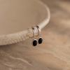 Black Agate Retro Gold Earrings - Versatile Women's Niche Design