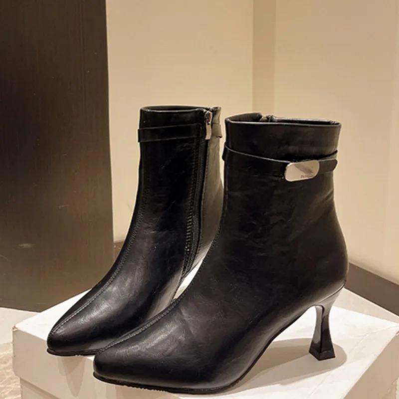 

Autumn and Winter New Pointed Toe Boots Temperament Fashion Zipper Fashion Women s Booties 2026 New 40 чорний