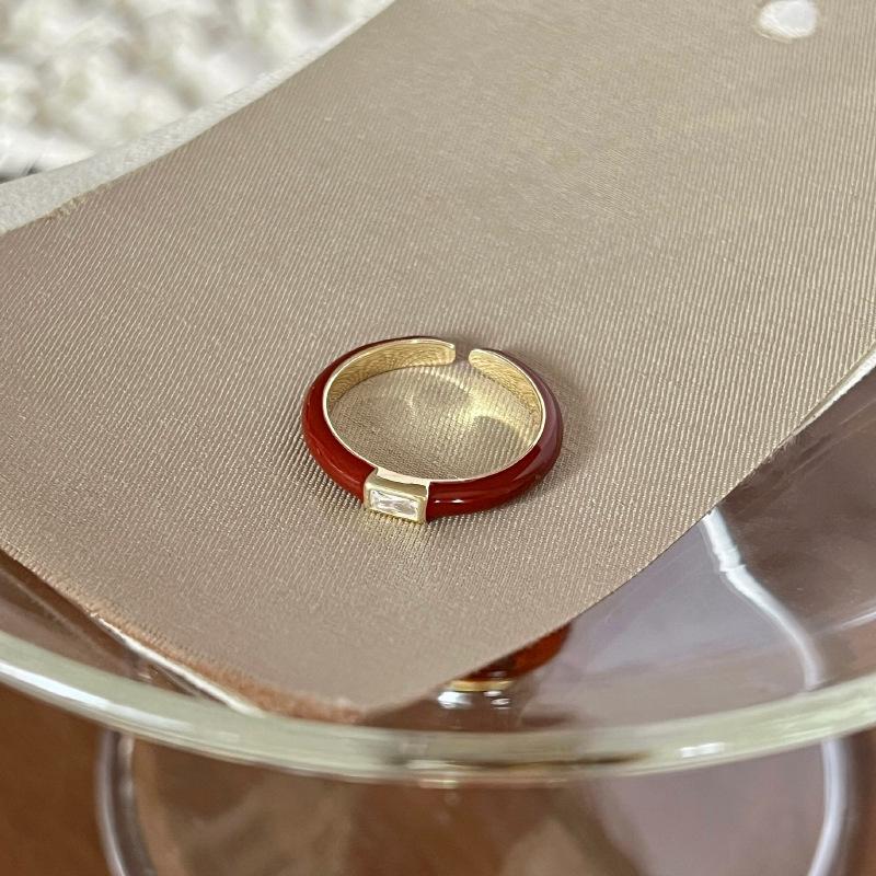 2024 Unique Mother-of-Pearl Butterfly Enamel Ring: Stylish, Versatile Decorative Piece for Women