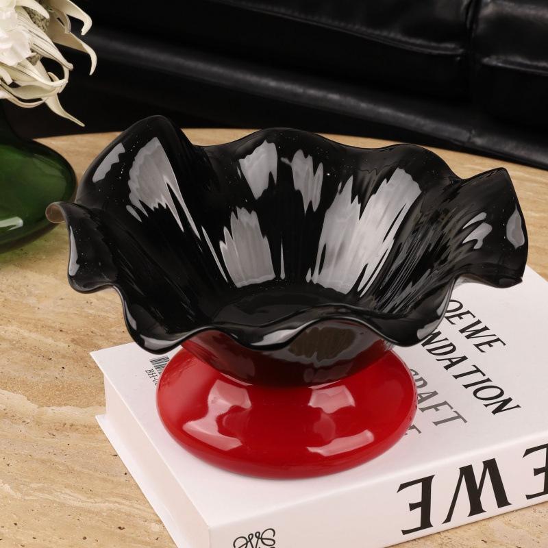 Creative Lily Drain Fruit Plate Ceramic Cute High Value Living Room Ornament High Foot Dried Fruit Snack Candy Plate