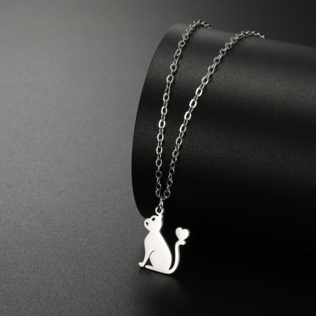 Squirrel Necklace for Women Animal Pendant Cute Charm Stainless Steel Jewelry on the Neck link Chain Accessories Birthday Gifts