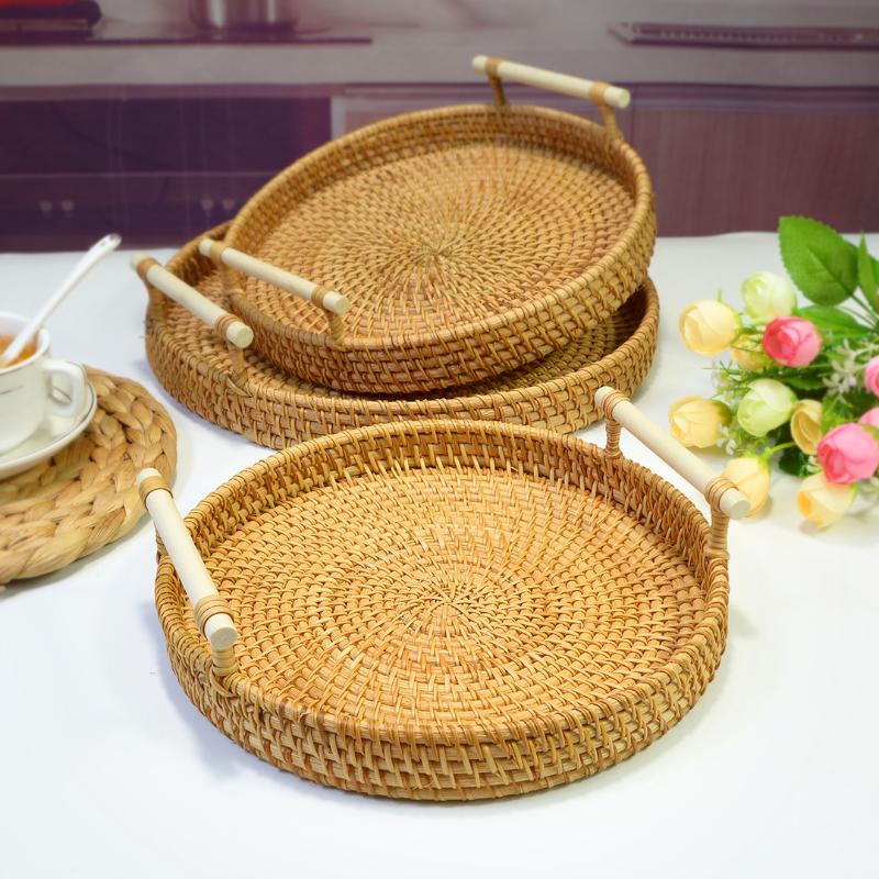 Dinner Serving Tray Breakfast Bread Food Plate Handwoven Rattan Storage Tray Round Shape Fruit Cake Wicker Basket With Handle
