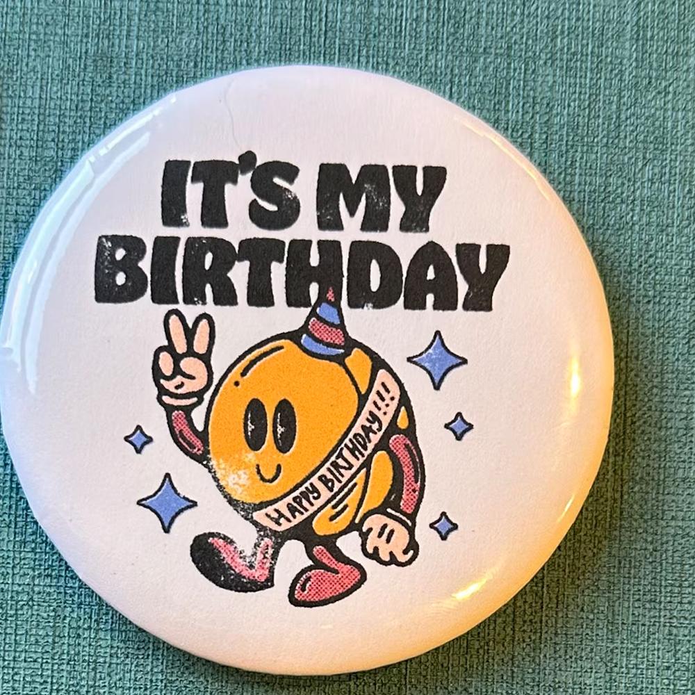 

5Pcs It s My Birthday Button Pin 18th 21st 30th Birthday Newborn Baby Shower Party Decoration Photo Prop Guest Favor Supplies 5pcs58mm
