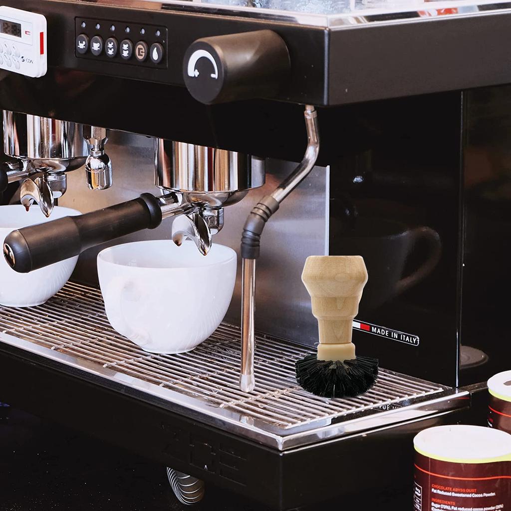 Szczotka do czyszczenia portafiltera 58 mm, Profesjonalne narzędzie do czyszczenia kawy espresso dla baristy z drewnianą rączką