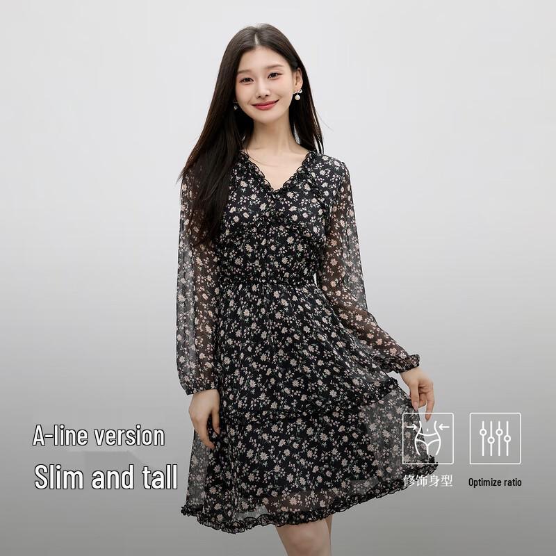 

Qiushuiyiren Elegant Floral V-Neck A-Line Dress S